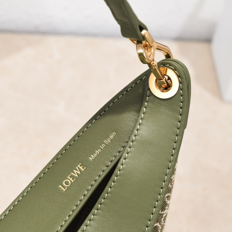 Loewe Luna Bag In Anagram Jacquard And Classic Calfskin(29.5-27-8cm) - DesignerGu