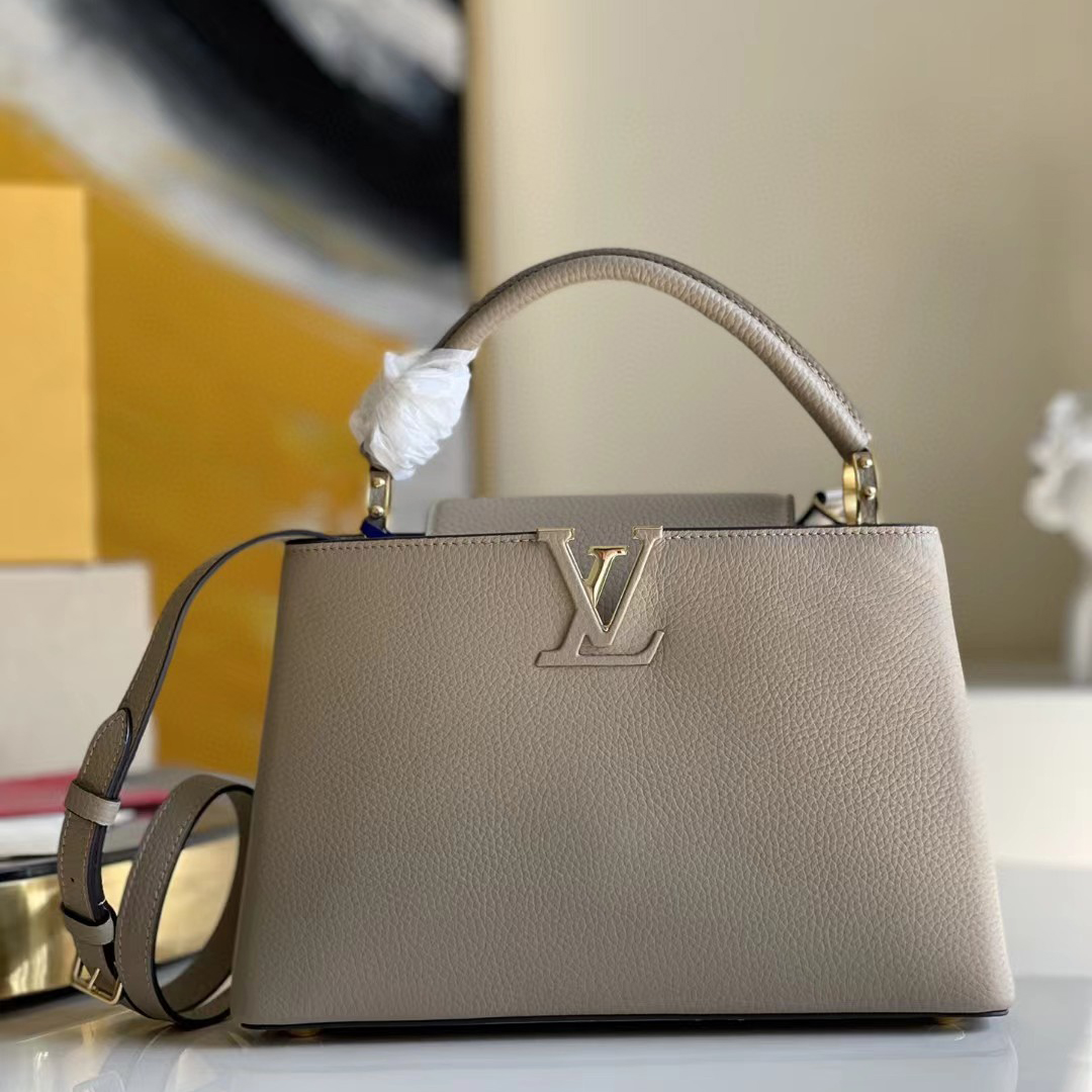 Louis Vuitton Capucines  Handbag (27-18-9 cm) - DesignerGu