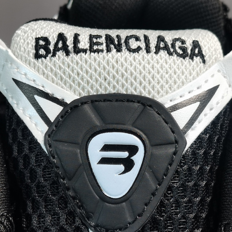 Balenciaga Runner Sneakers - DesignerGu