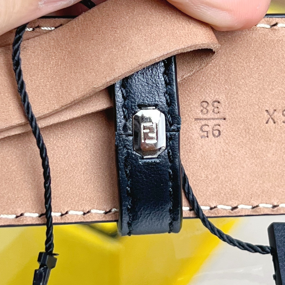 Fendi Leather Belt  - DesignerGu