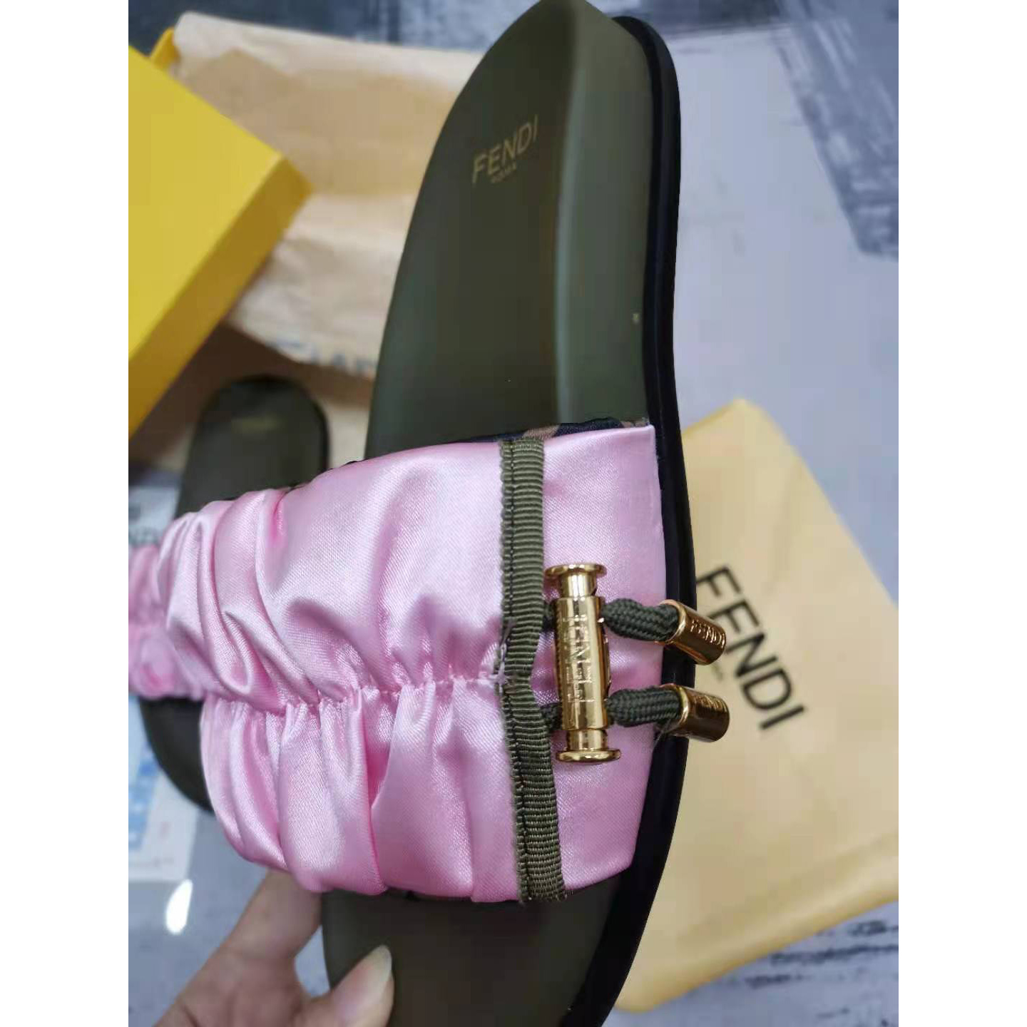 Fendi Fendi Feel Pink Satin Slides - DesignerGu