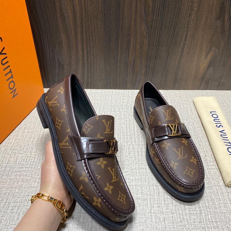 Louis Vuitton Major Loafer - DesignerGu