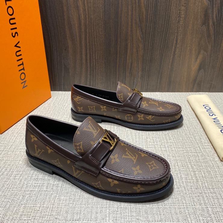 Louis Vuitton Major Loafer - DesignerGu