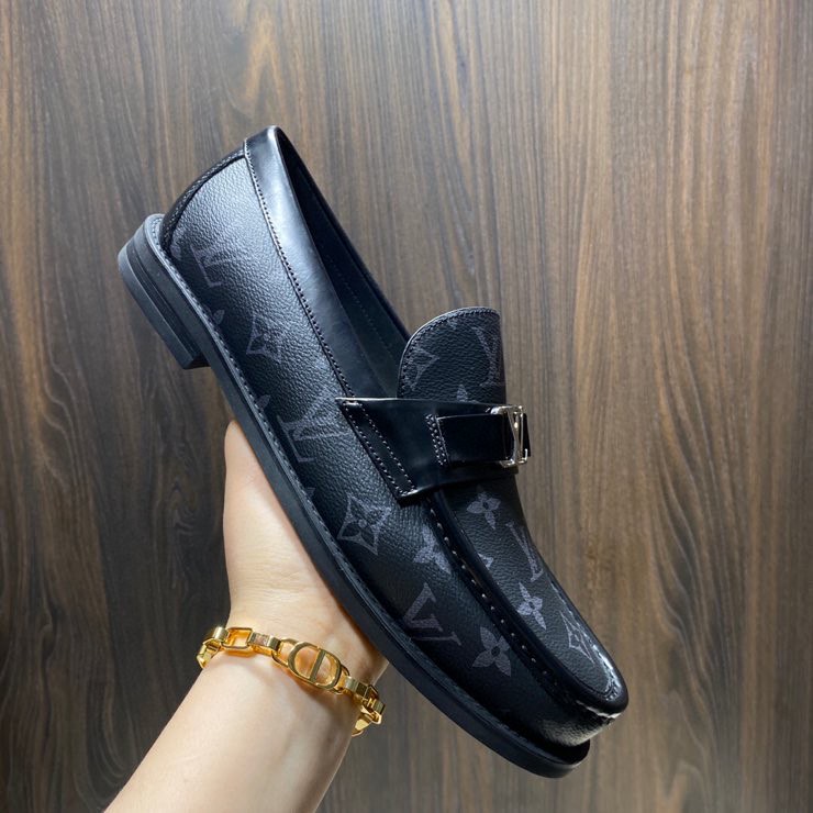 Louis Vuitton Major Loafer(Black) - DesignerGu