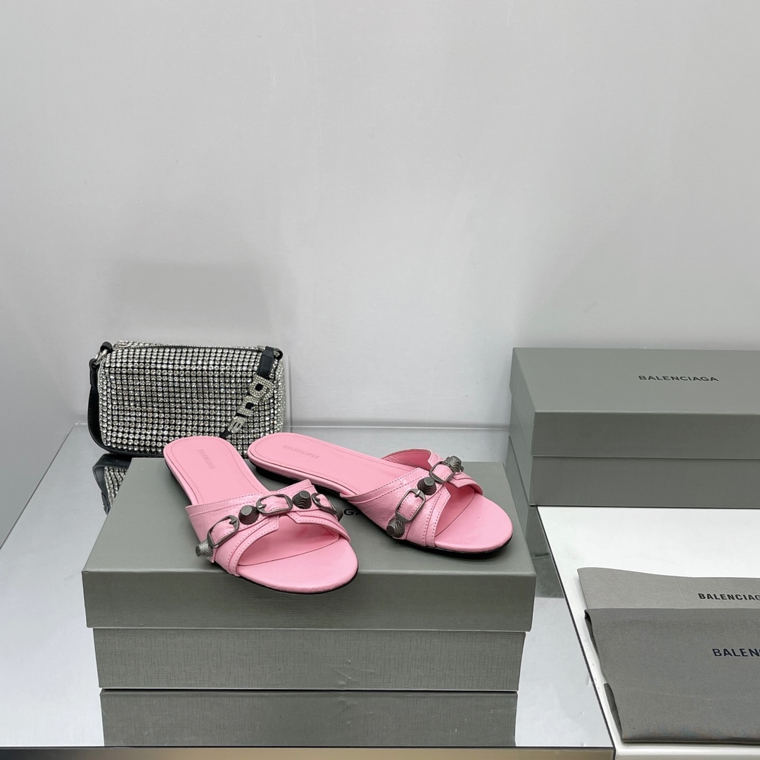 Balenciaga Cagole Sandal In Pink Arena Lambskin - DesignerGu