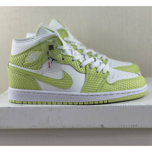 Air Jordan 1 Top Sneaker  DV2959-113 - DesignerGu