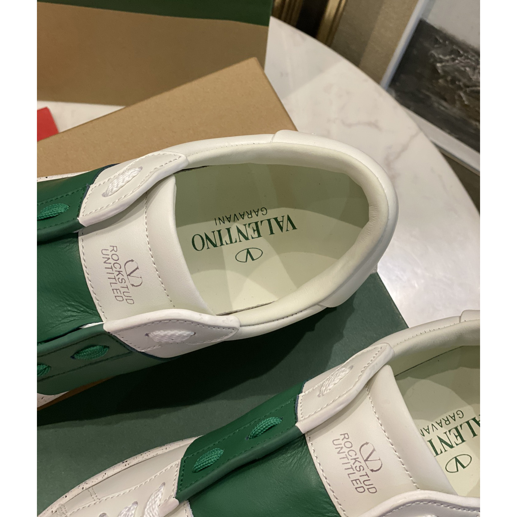 Valenti Open For A Change Sneaker In Bio-Based Material In White/Green - DesignerGu