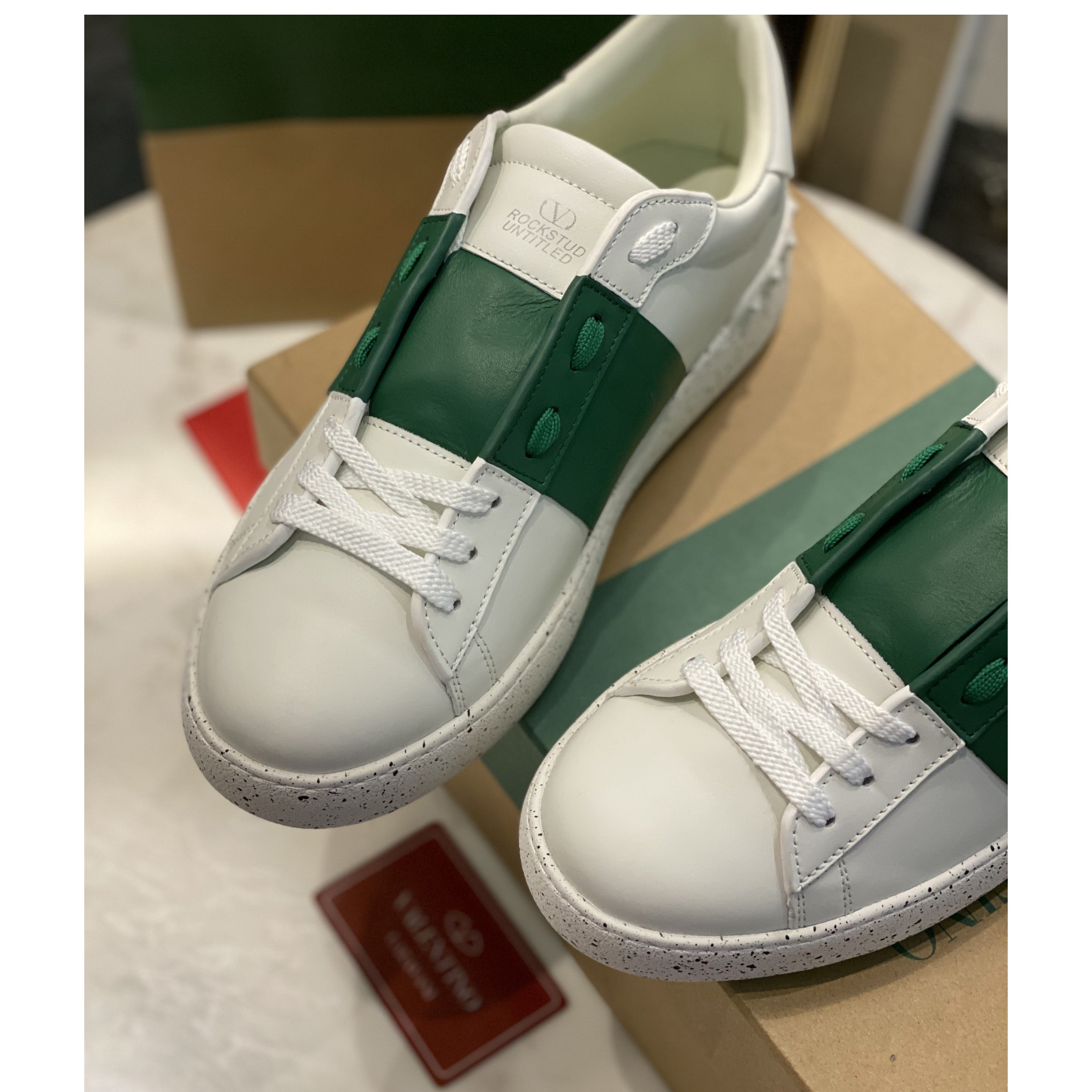 Valenti Open For A Change Sneaker In Bio-Based Material In White/Green - DesignerGu