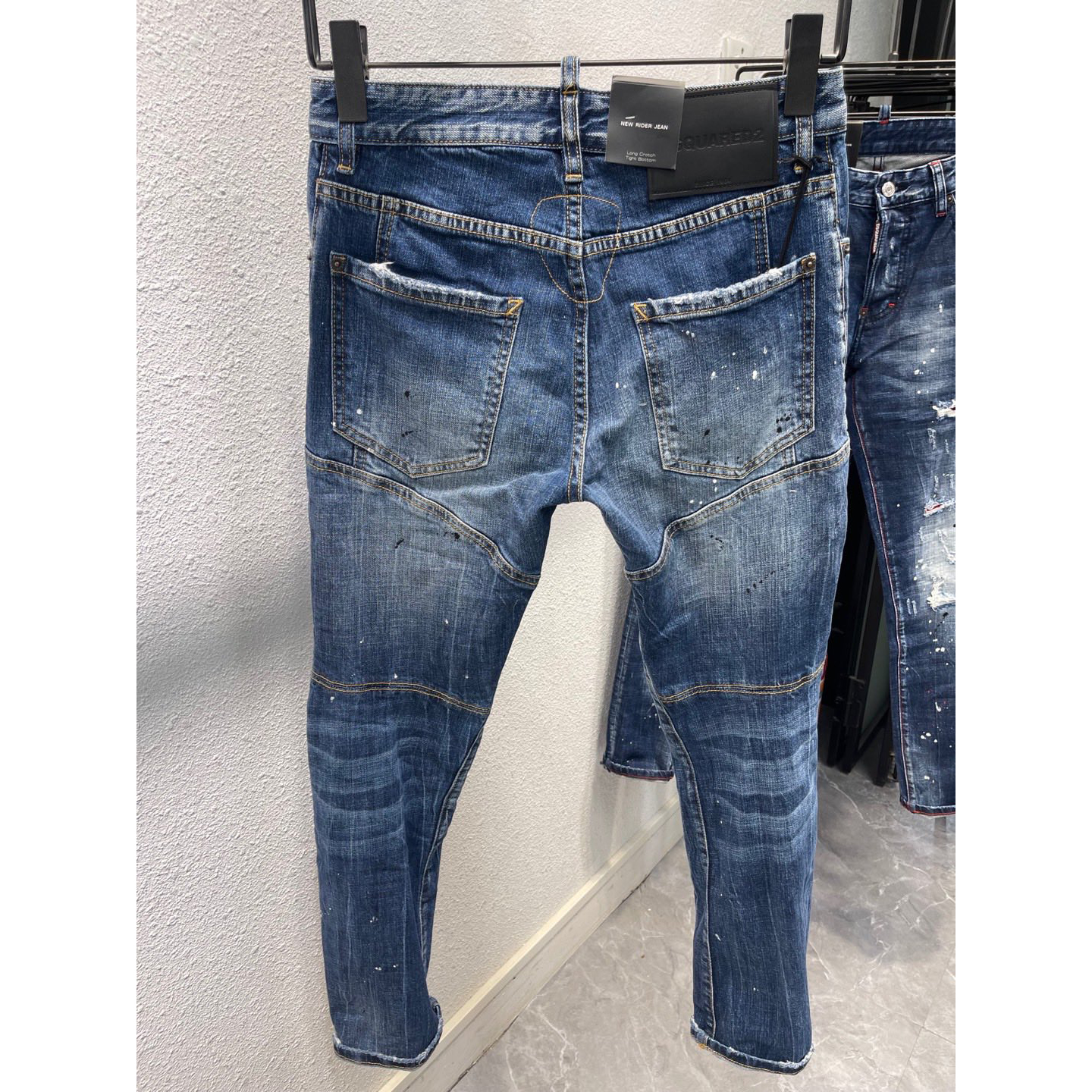 Dsquared2  Denim Jean T151-1 - DesignerGu