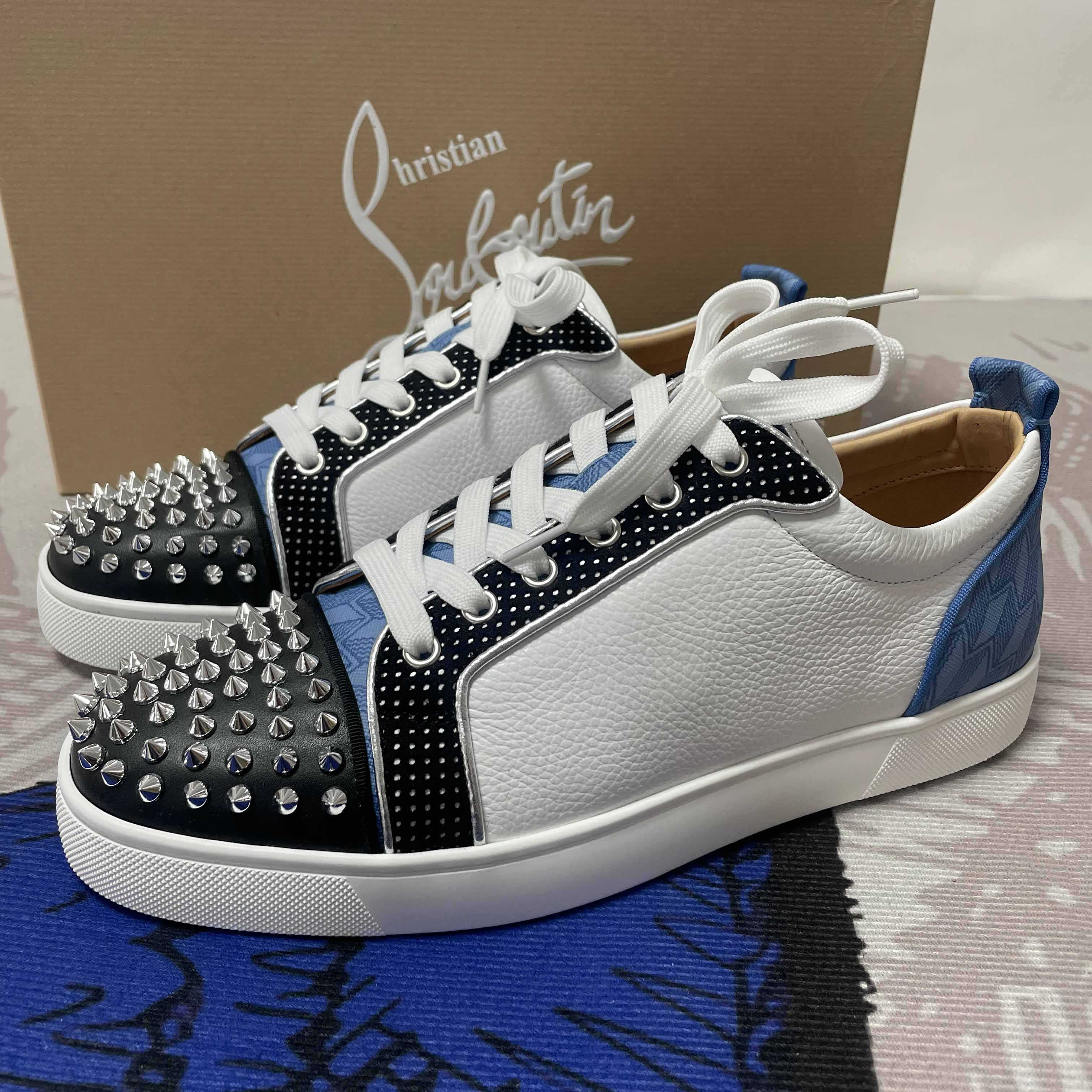 Christian Louboutin Sneaker - DesignerGu