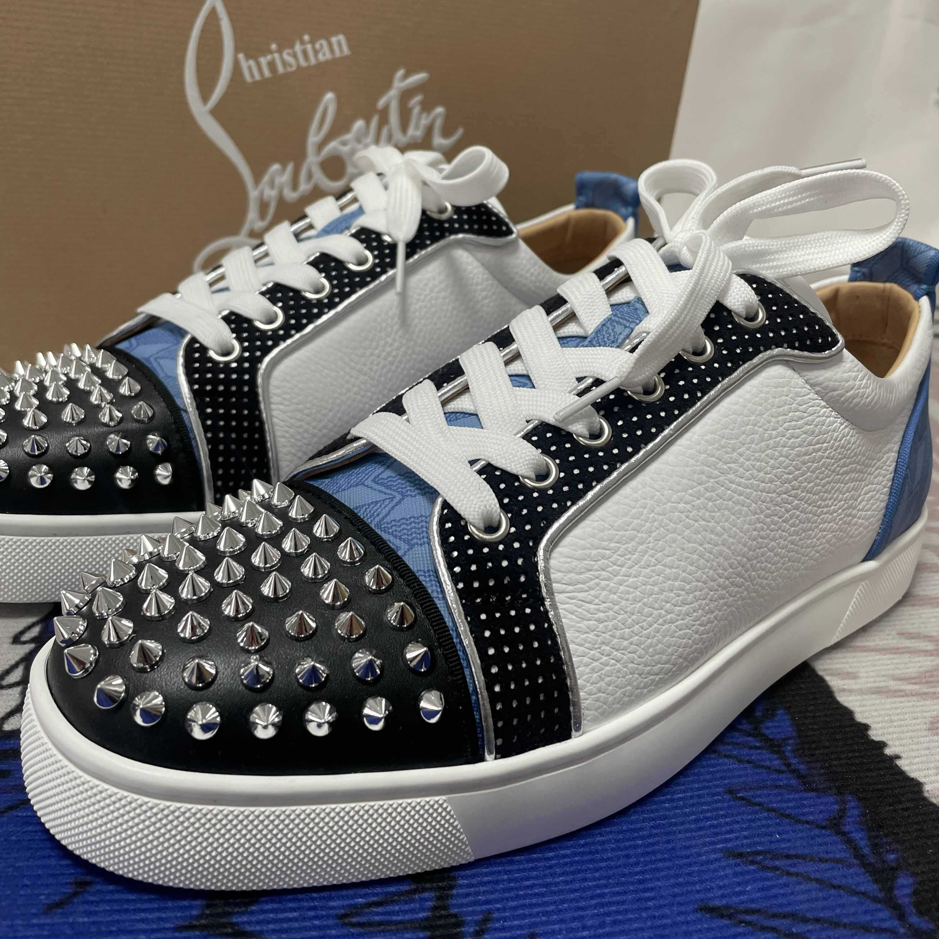 Christian Louboutin Sneaker - DesignerGu