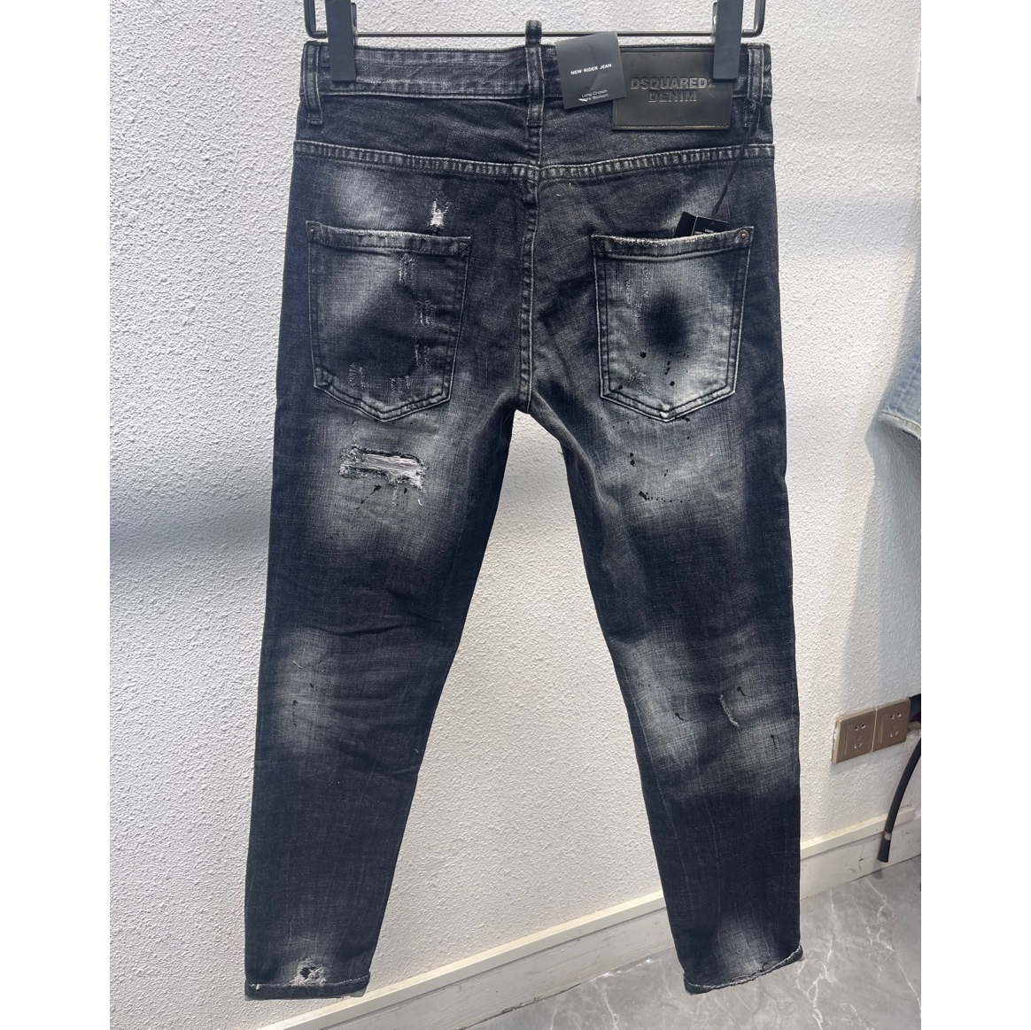 Dsquared2  Denim Jean   085 - DesignerGu