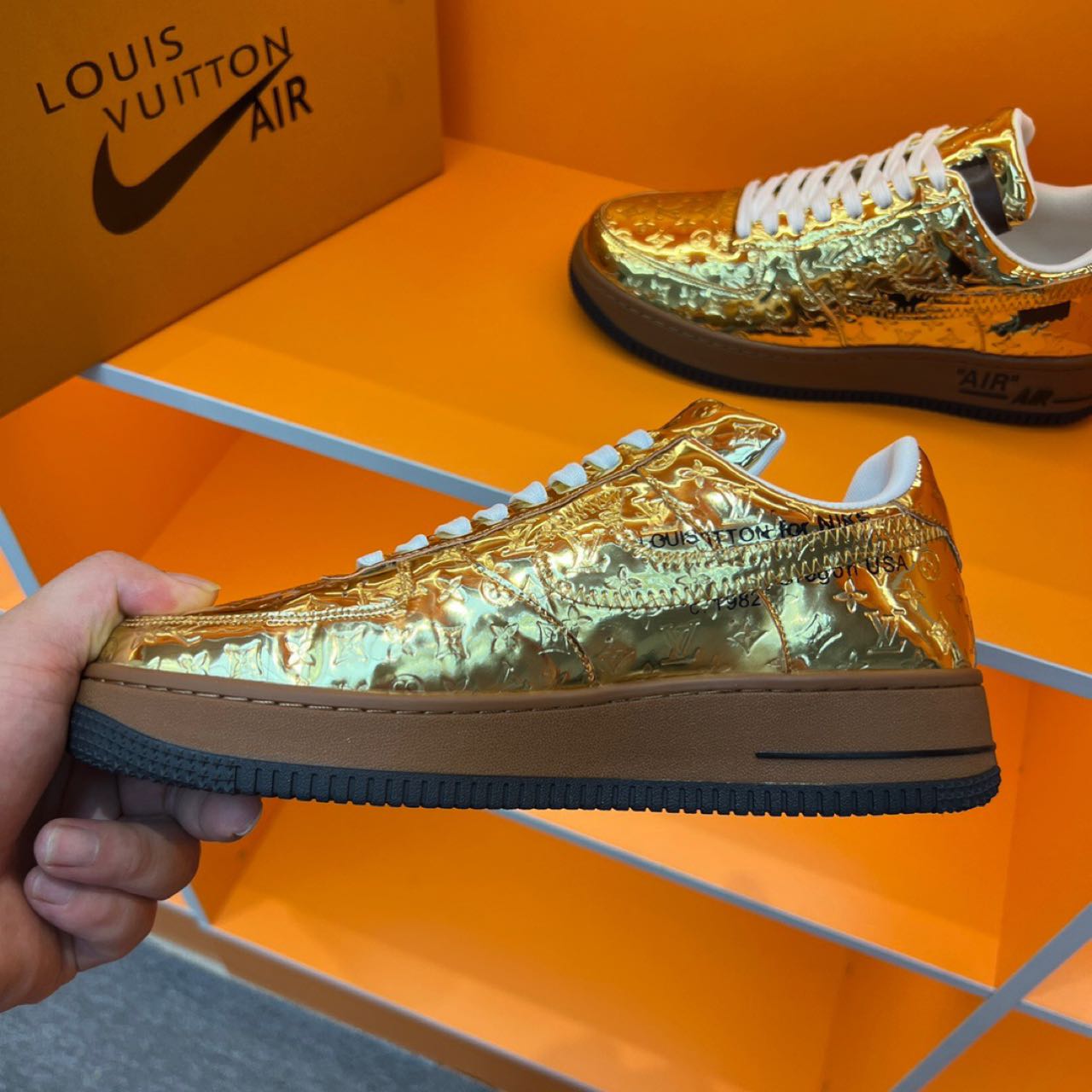 Off-White x Louis Vuitton X Nike Air Force 1 Sneaker - DesignerGu