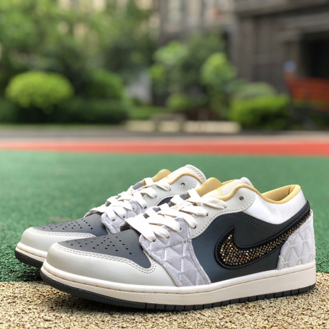 Air Jordan 1 Low SE  Sneaker    DV1762-001 - DesignerGu