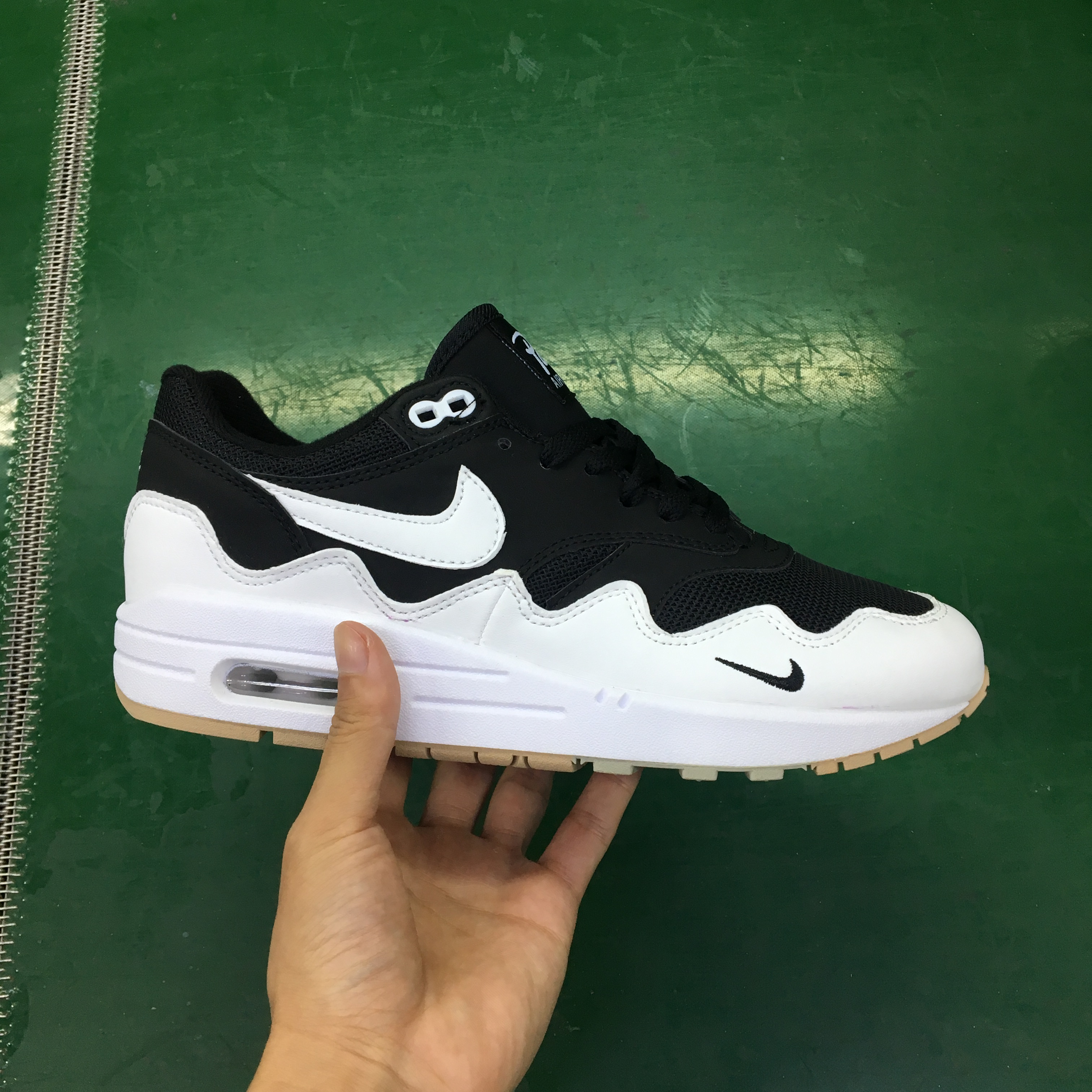 Patta x Nike Air Max 1“Monarch”Sneaker - DesignerGu