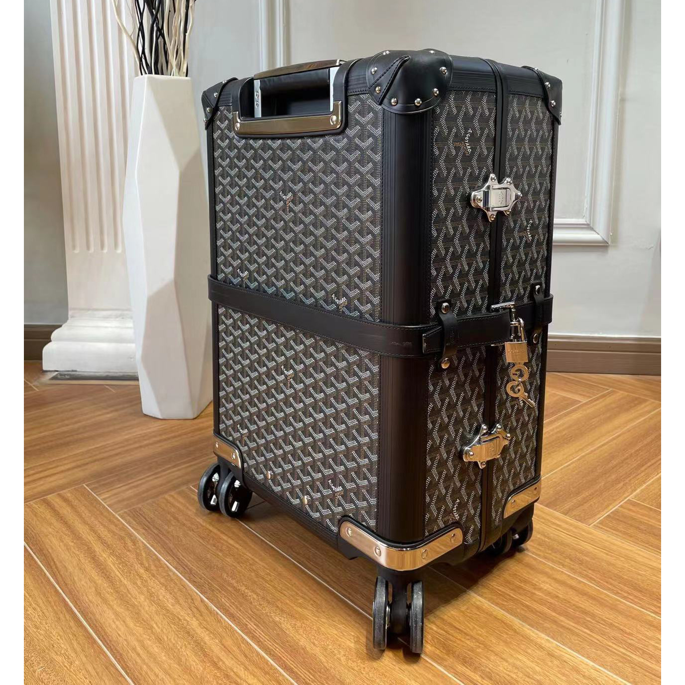 Goyard Satolas GM Rolling Suitcase - DesignerGu