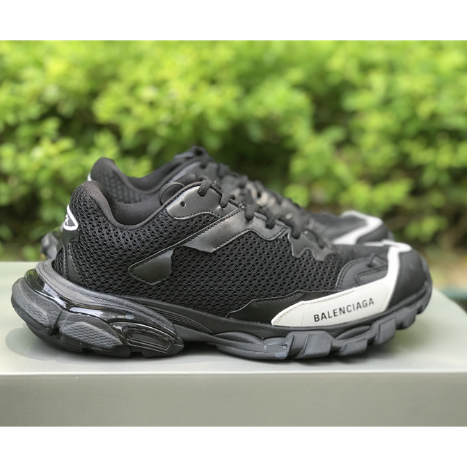 Balenciaga Phantom Trainer Low-Top Sneaker Black/White  - DesignerGu