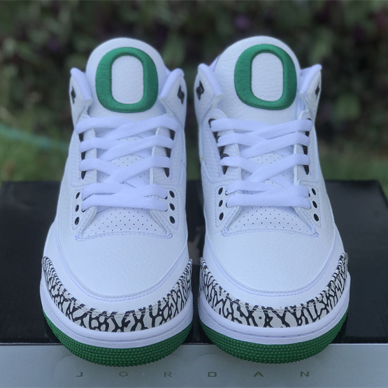 Jordan 3 Se 'Oregon' Sneakers   - DesignerGu