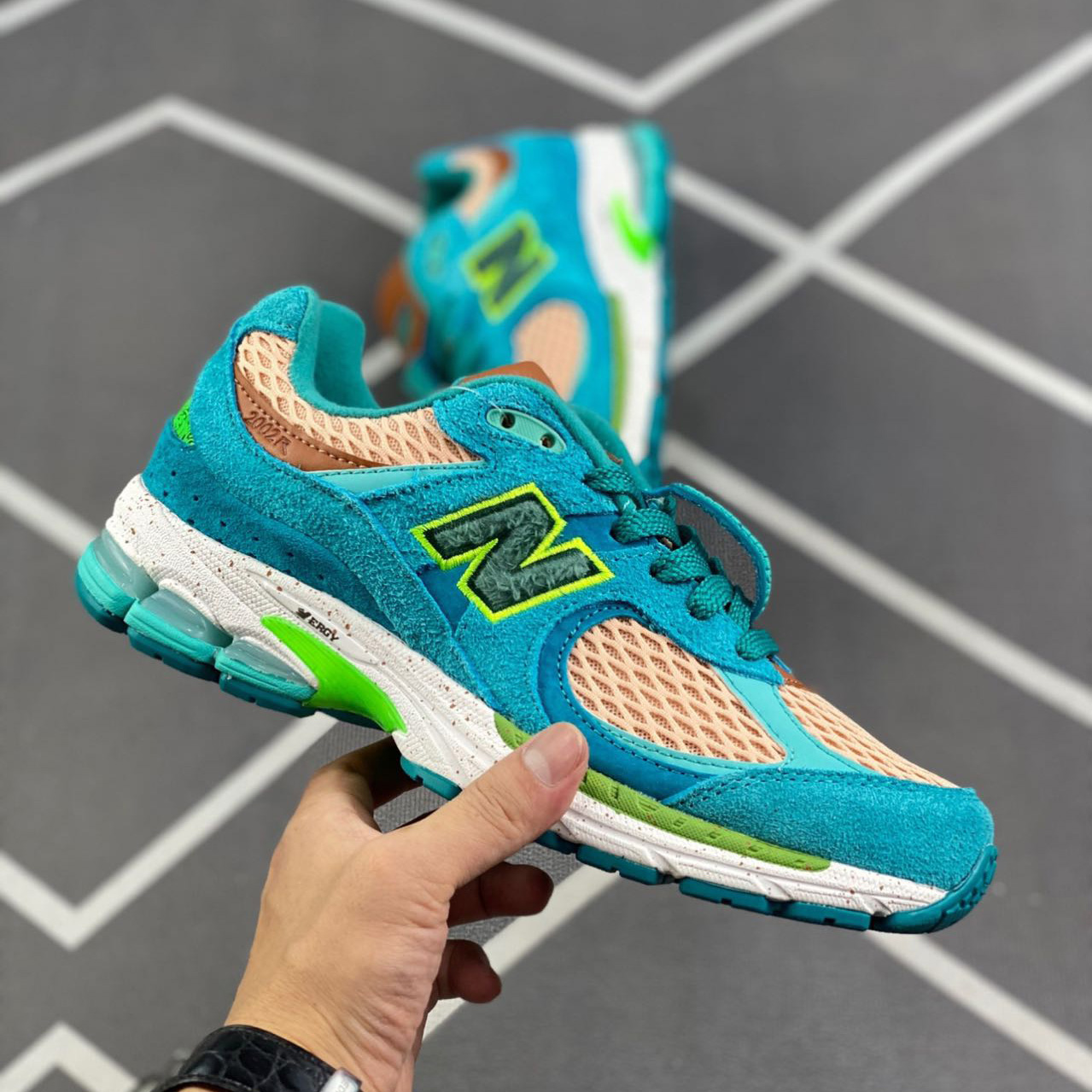 New Balance Running Sneakers          M2002RDD   - DesignerGu