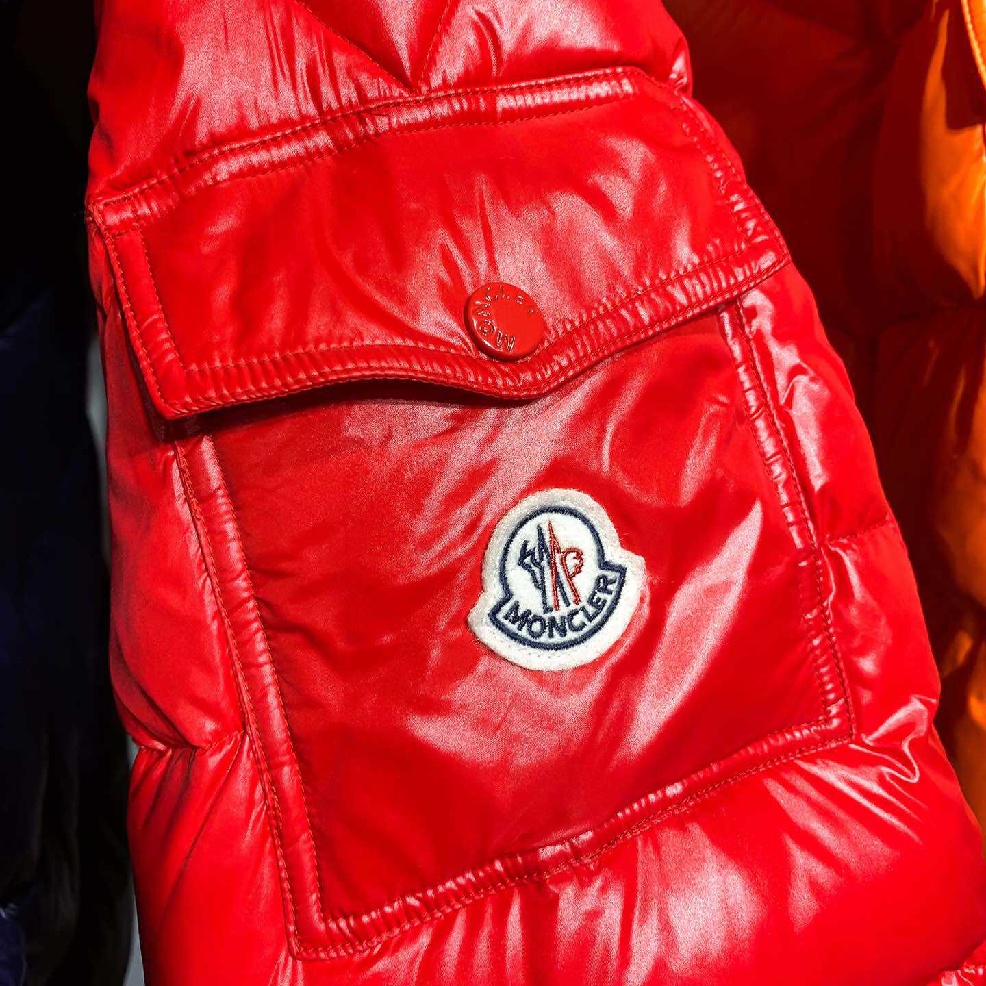 Moncler Short Down Jacket - DesignerGu