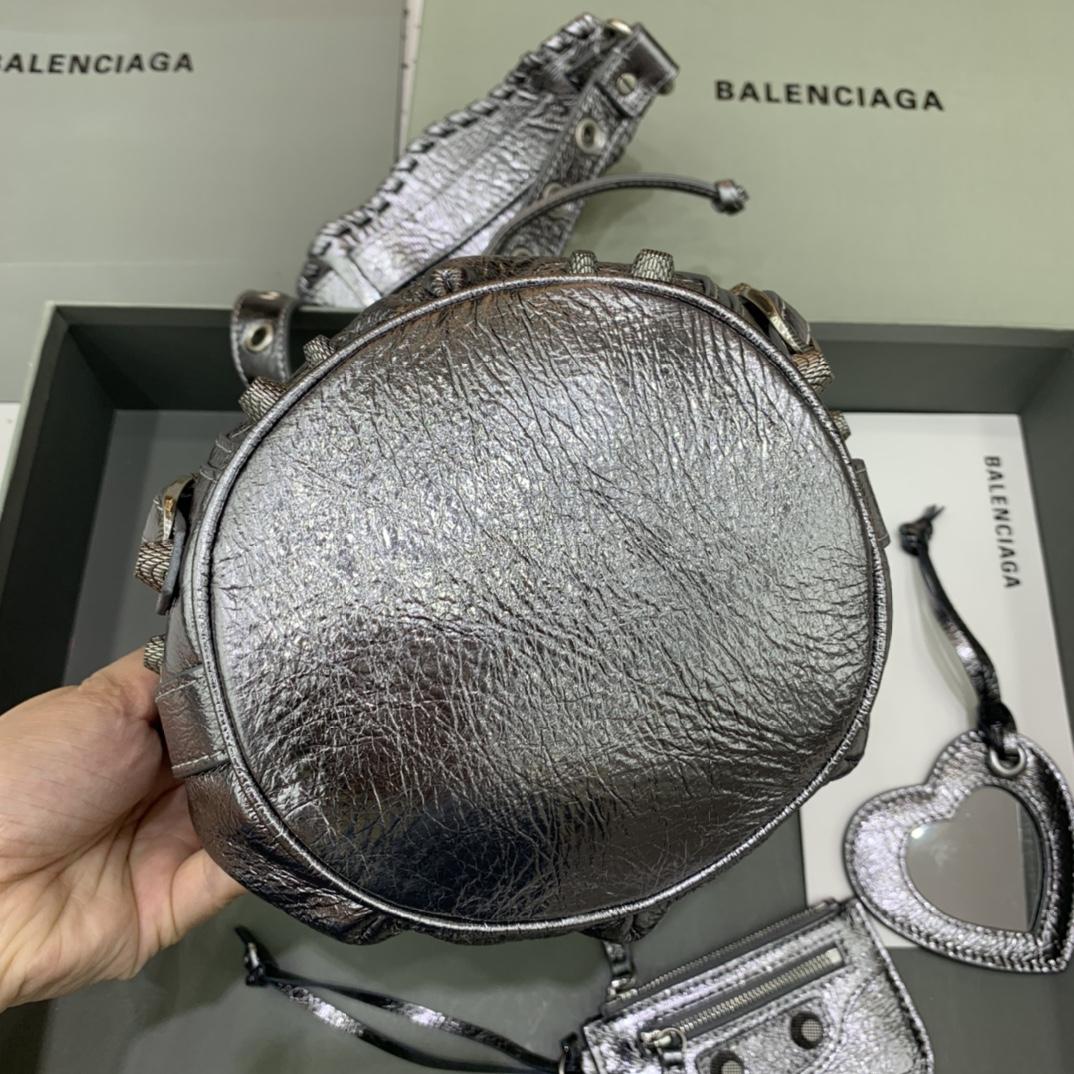 Balenciaga Le Cagole XS Bucket Bag In Silver Metallized Arena Lambskin, Aged-Silver Hardware With White Rhinestones(15-19.8-17.8cm) - DesignerGu