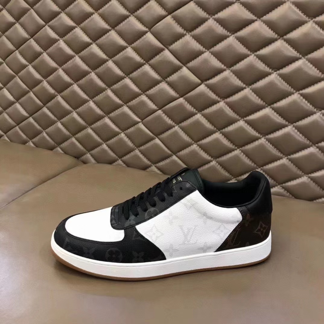 Louis Vuitton Rivoli Sneaker   1A8WGA - DesignerGu