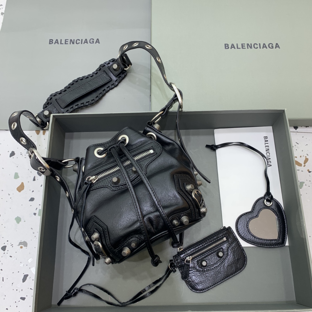 Balenciaga Le Cagole XS Bucket Bag In Black Arena Lambskin, Aged-Silver Hardware(15-19.8-17.8cm) - DesignerGu