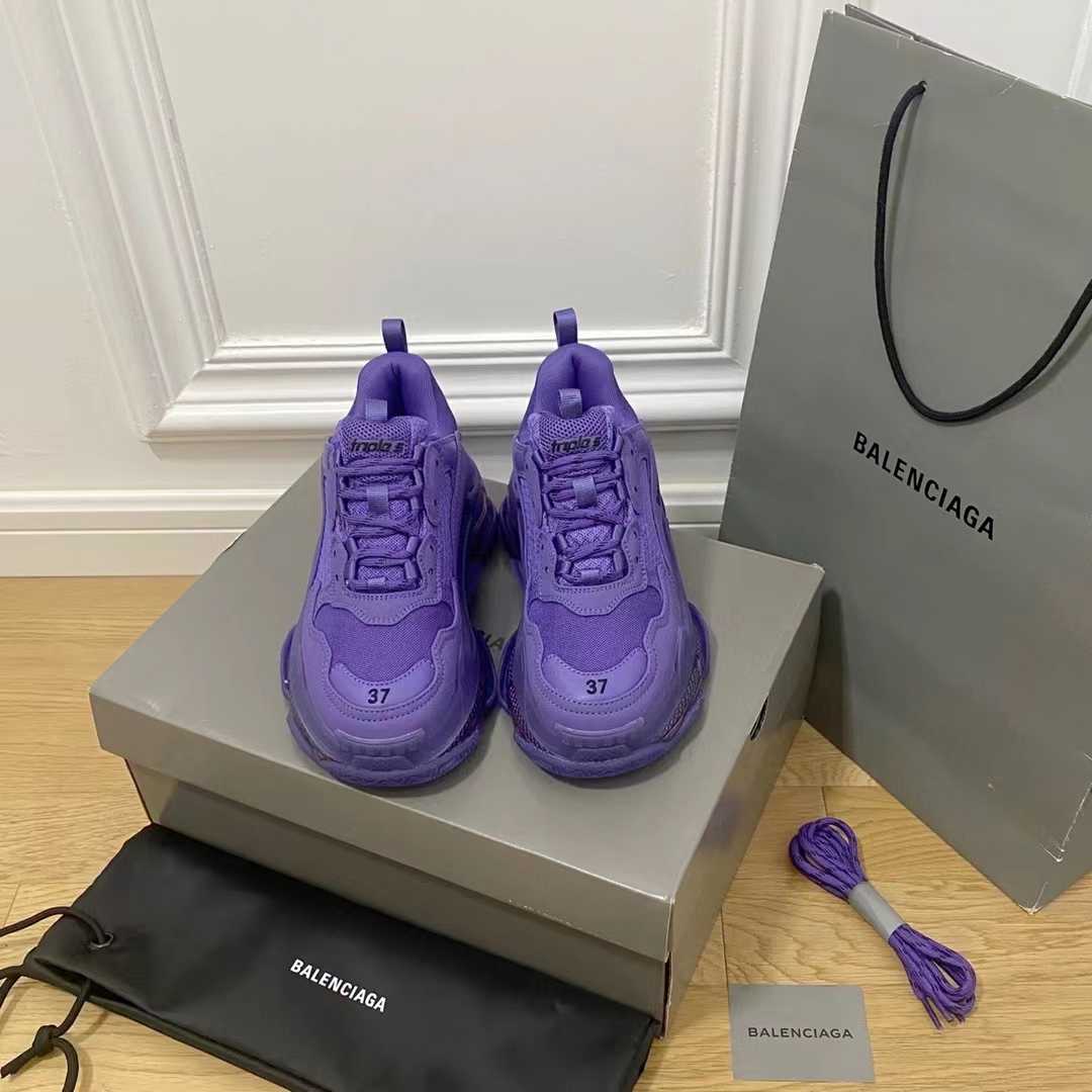 Balenciaga Triple S Sneaker Clear Sole - DesignerGu