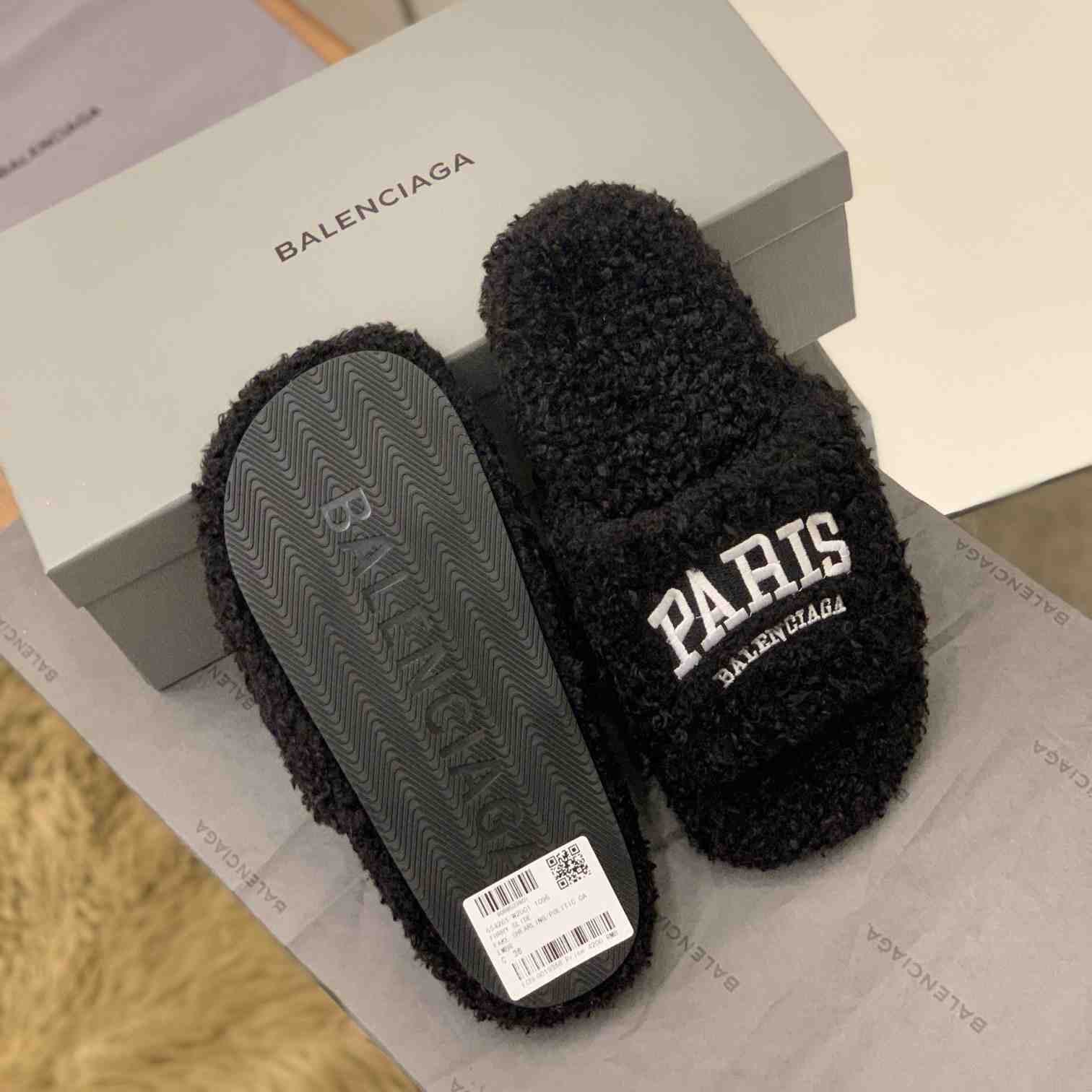 Balenciaga Cities Paris Furry Slide Sandal  - DesignerGu