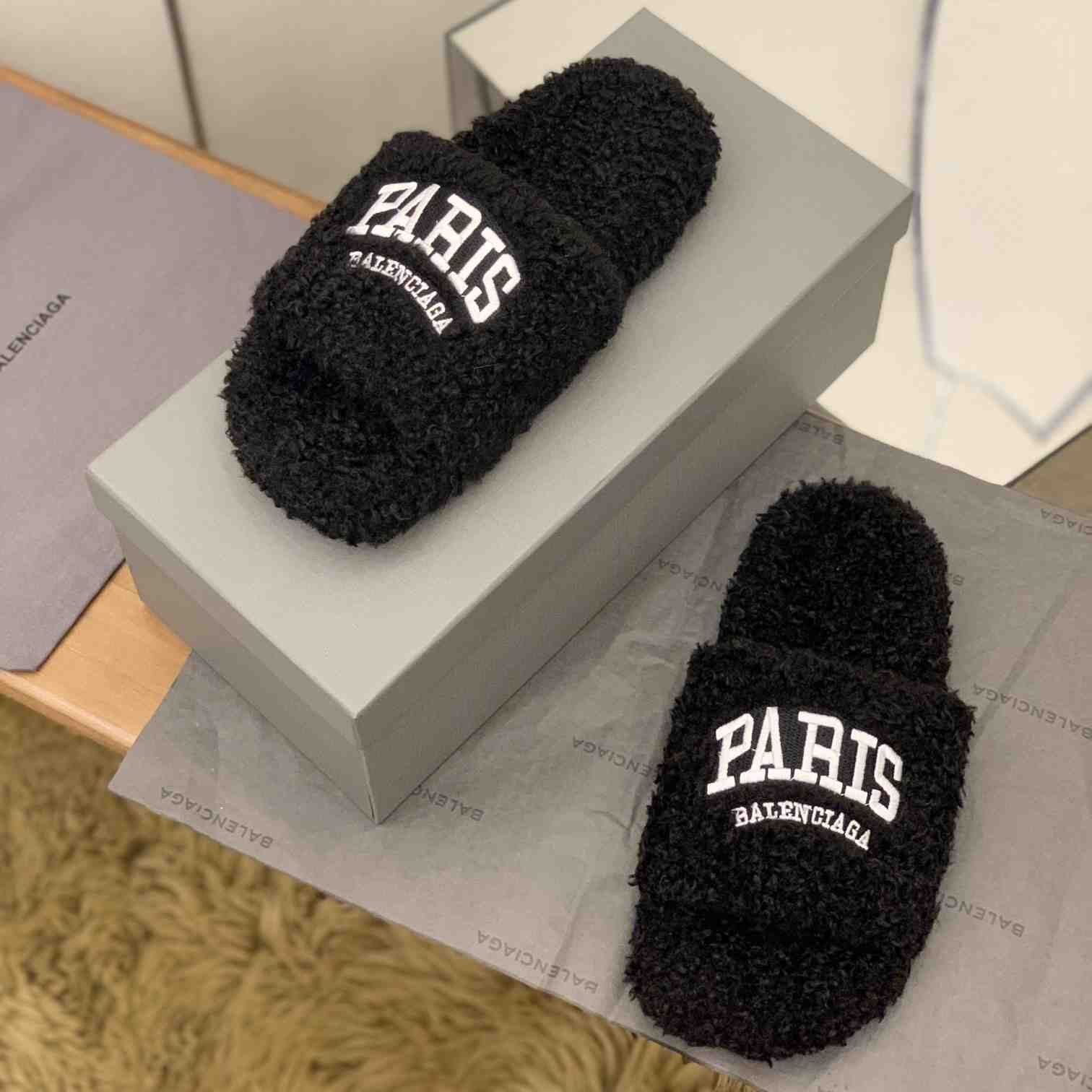 Balenciaga Cities Paris Furry Slide Sandal  - DesignerGu