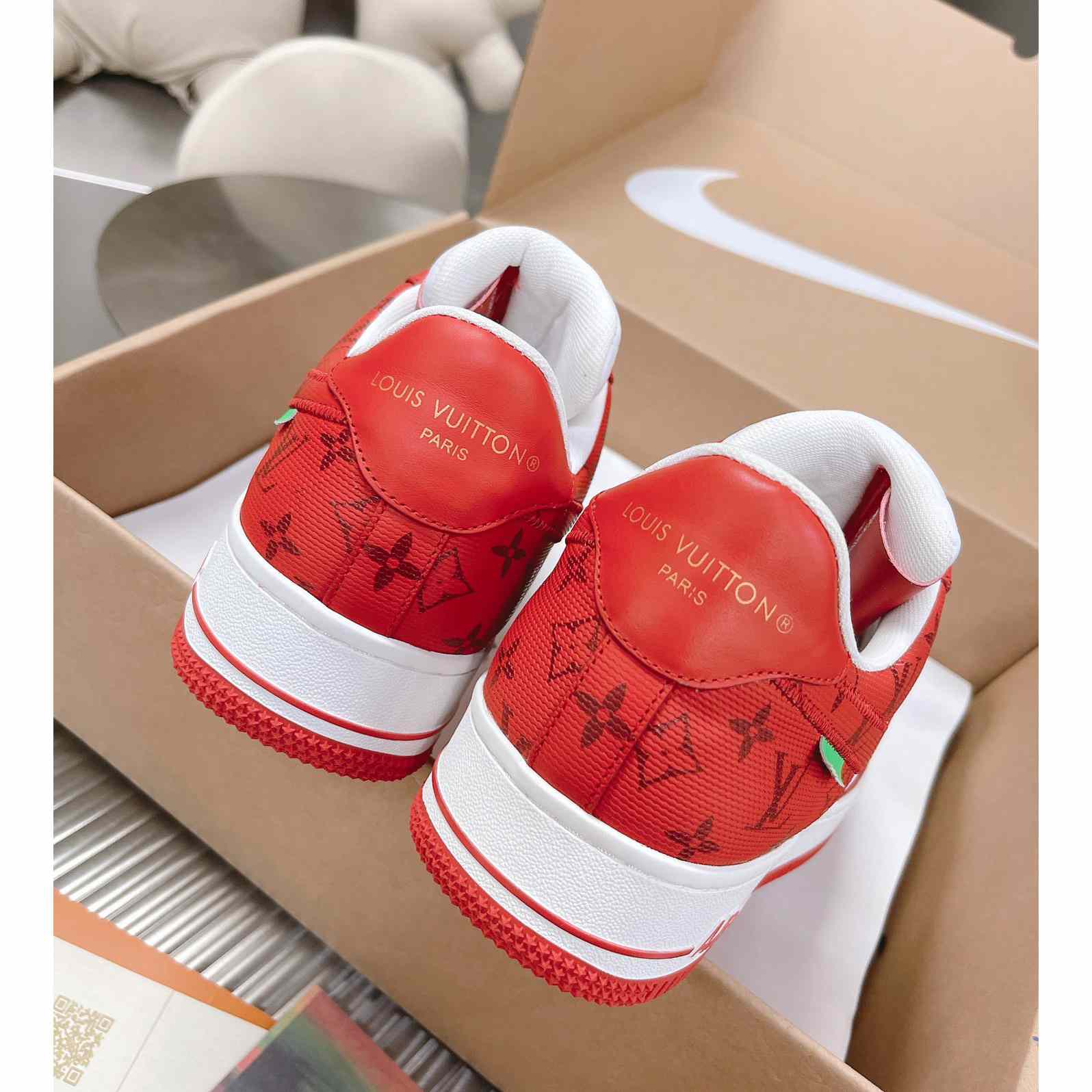 Louis Vuitton x Air Jordan1 Low AJ1 Sneaker - DesignerGu