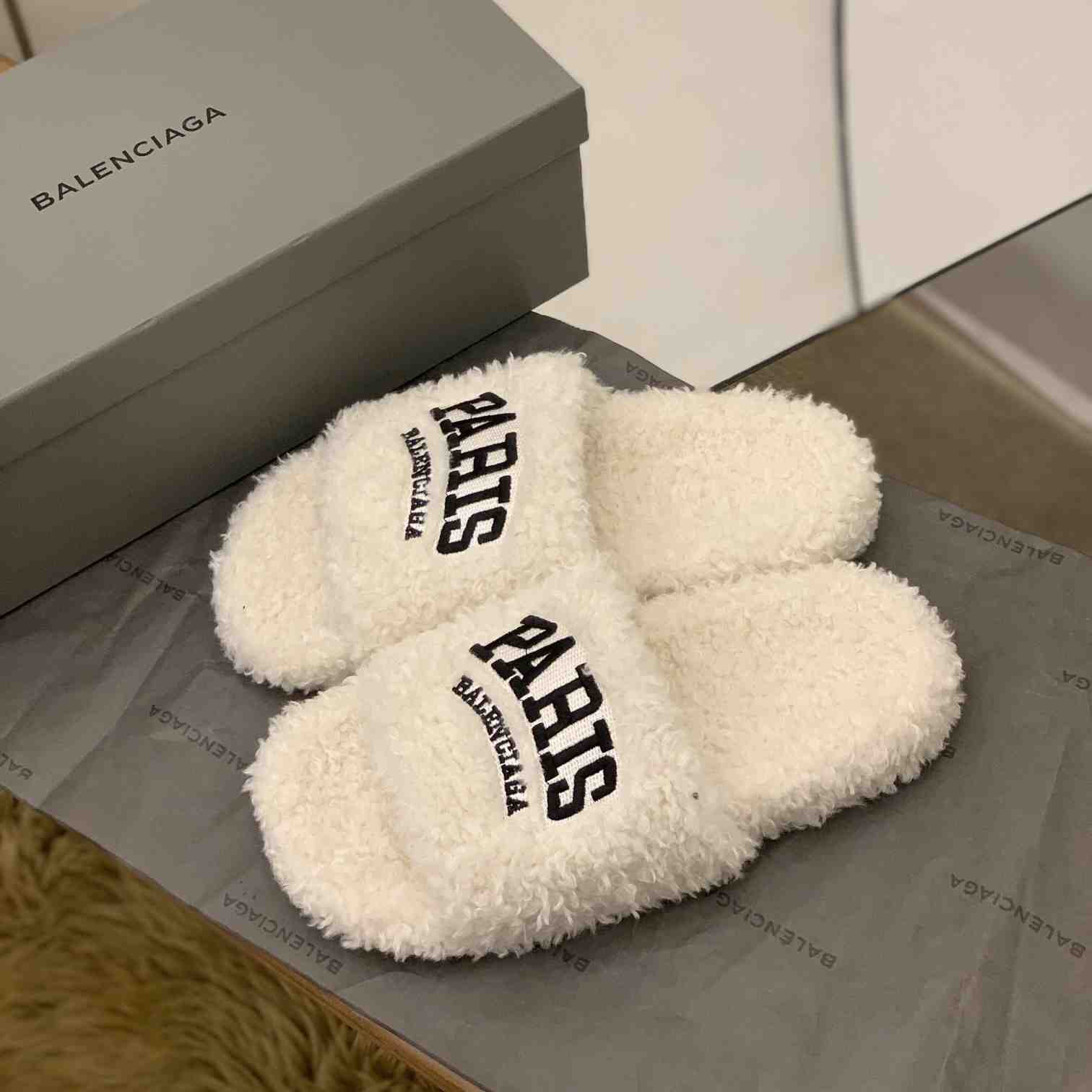 Balenciaga Cities Paris Furry Slide Sandal  - DesignerGu