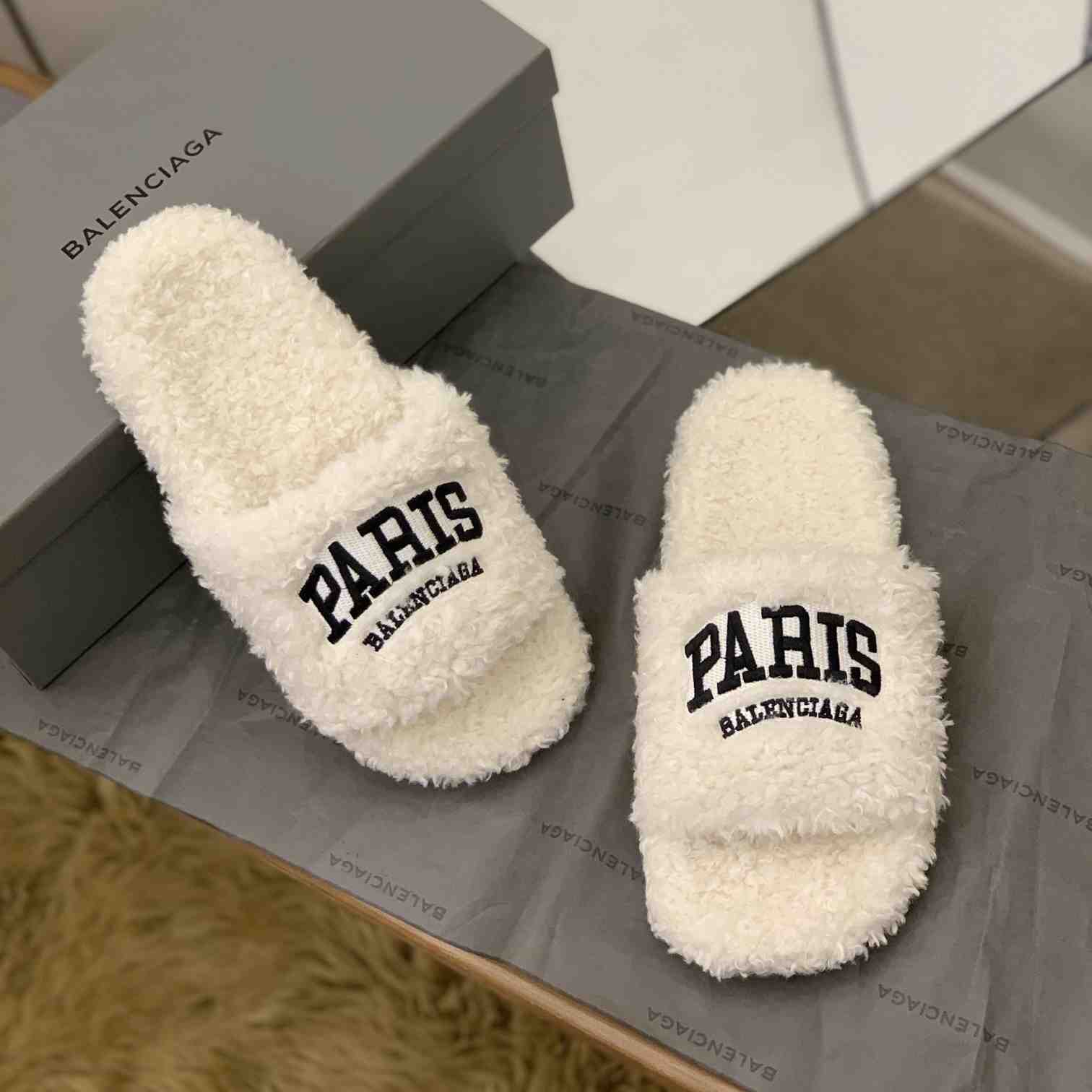 Balenciaga Cities Paris Furry Slide Sandal  - DesignerGu