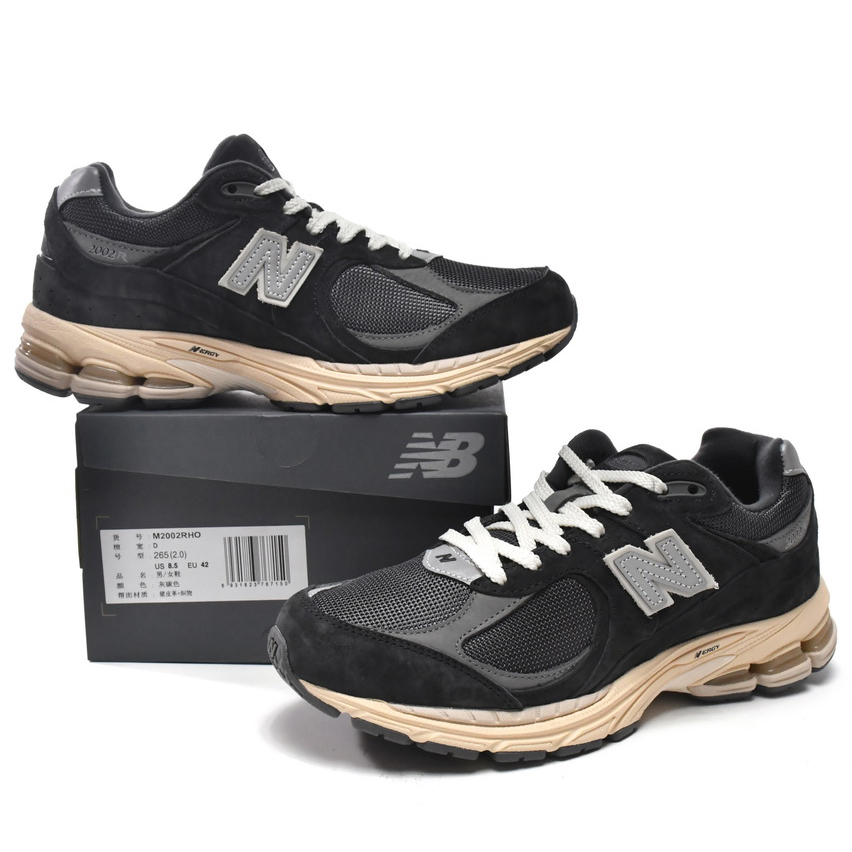 New Balance 2002R Grey Black Sneakers            M2002RHO - DesignerGu