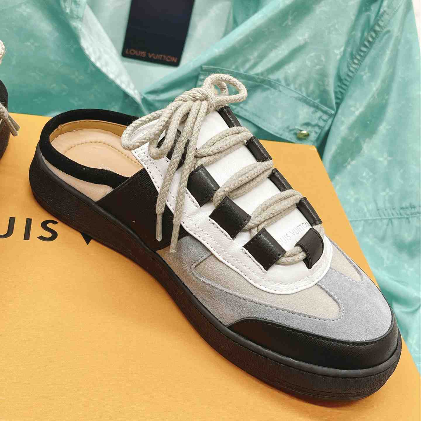Louis Vuitton Lous Open Back Sneaker     - DesignerGu