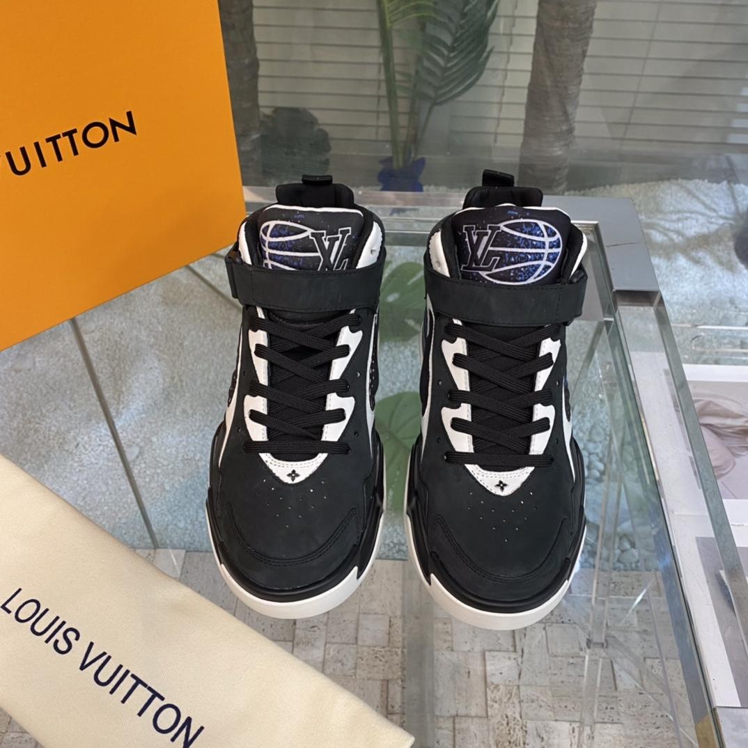 Louis Vuitton LV Trainer 2 Sneaker  1AAHCE - DesignerGu