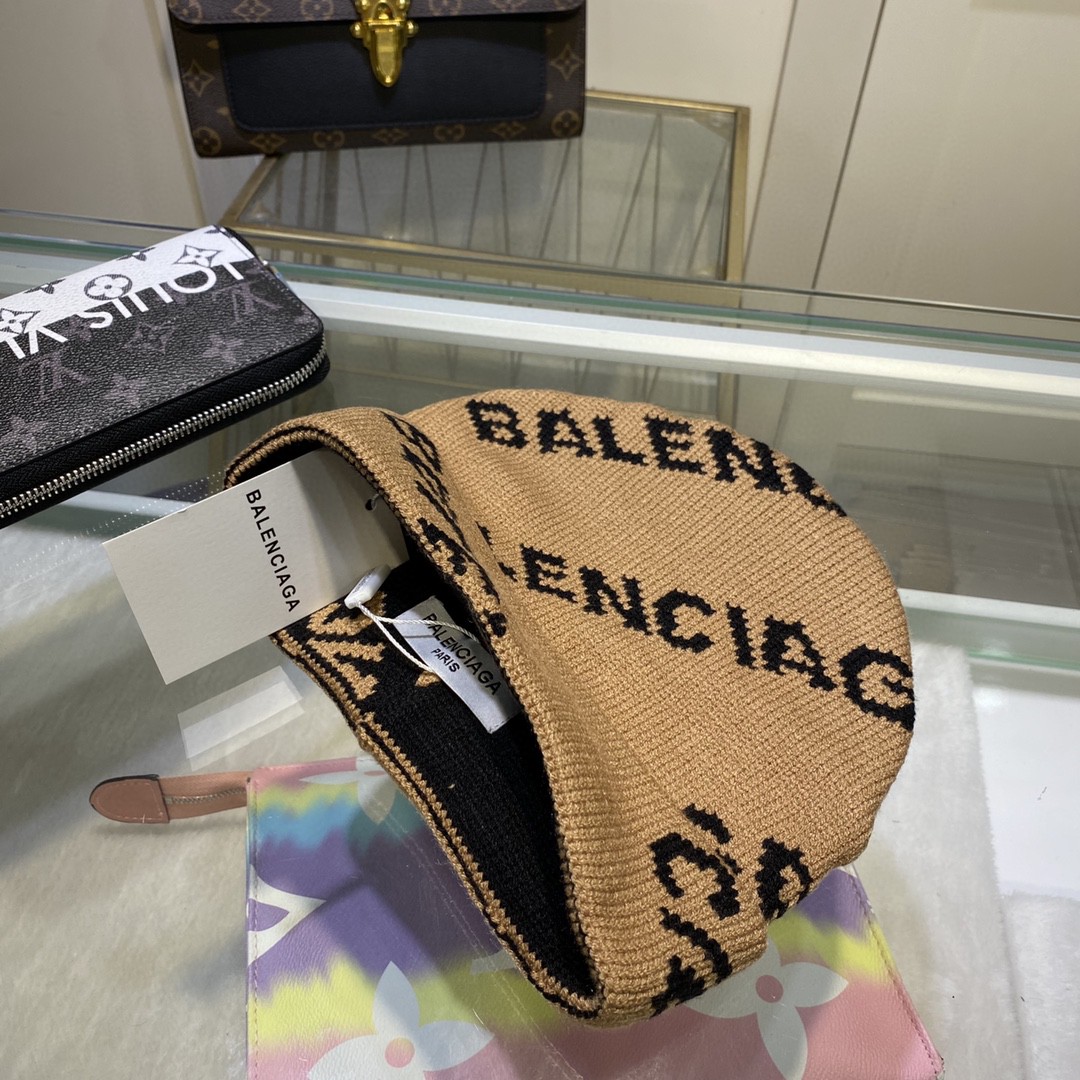 Balenciag Allover Logo Beanie  - DesignerGu