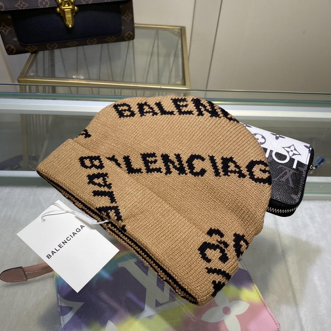 Balenciag Allover Logo Beanie  - DesignerGu