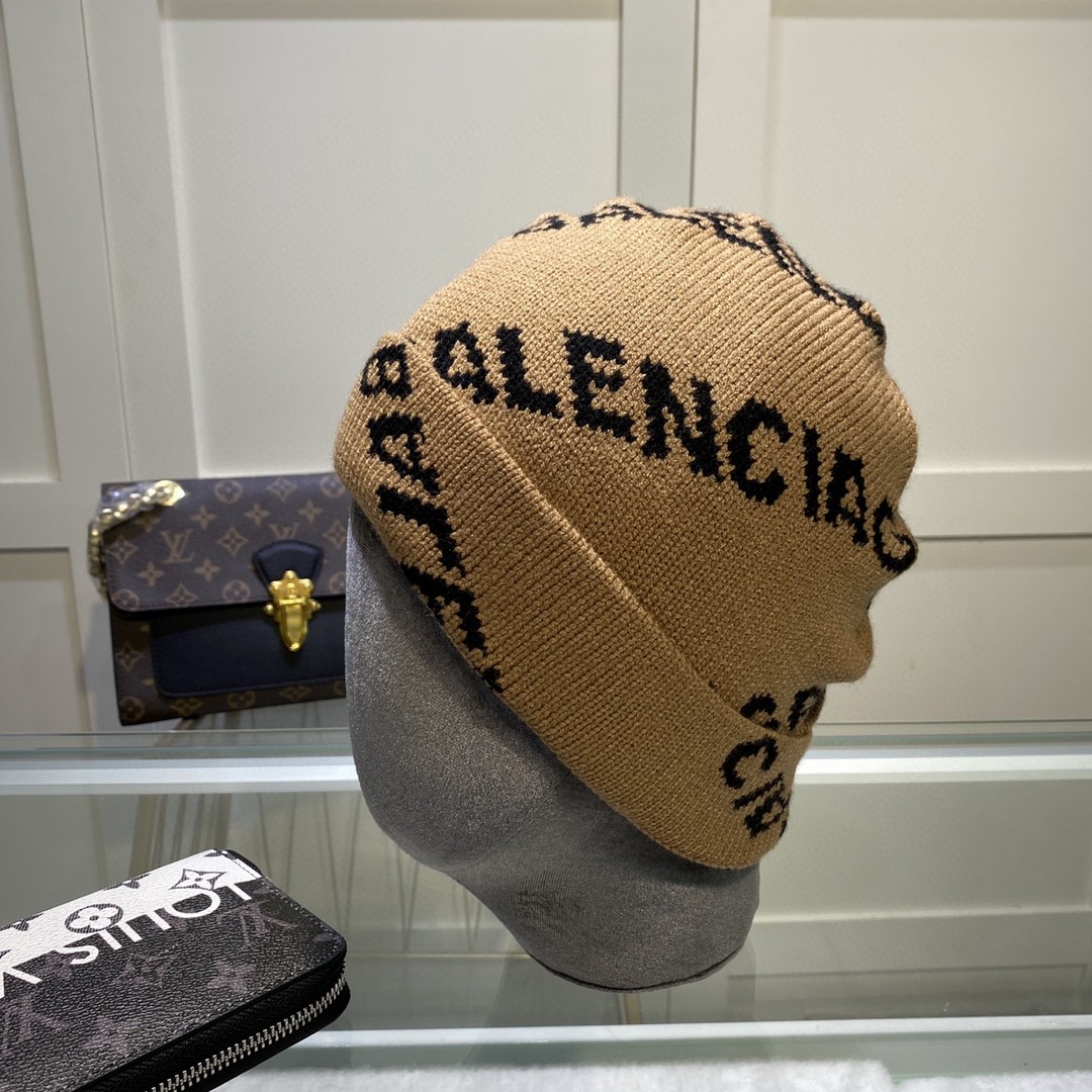 Balenciag Allover Logo Beanie  - DesignerGu