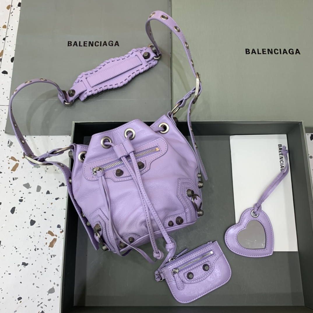 Balenciaga Le Cagole XS Bucket Bag In Light Purple Arena Lambskin, Aged-Silver Hardware(15-19.8-17.8cm) - DesignerGu