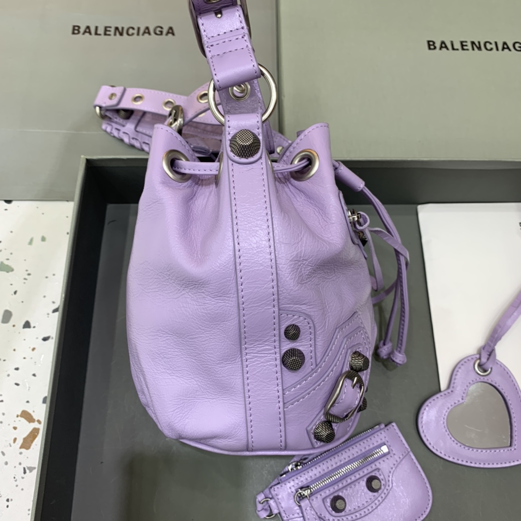 Balenciaga Le Cagole XS Bucket Bag In Light Purple Arena Lambskin, Aged-Silver Hardware(15-19.8-17.8cm) - DesignerGu