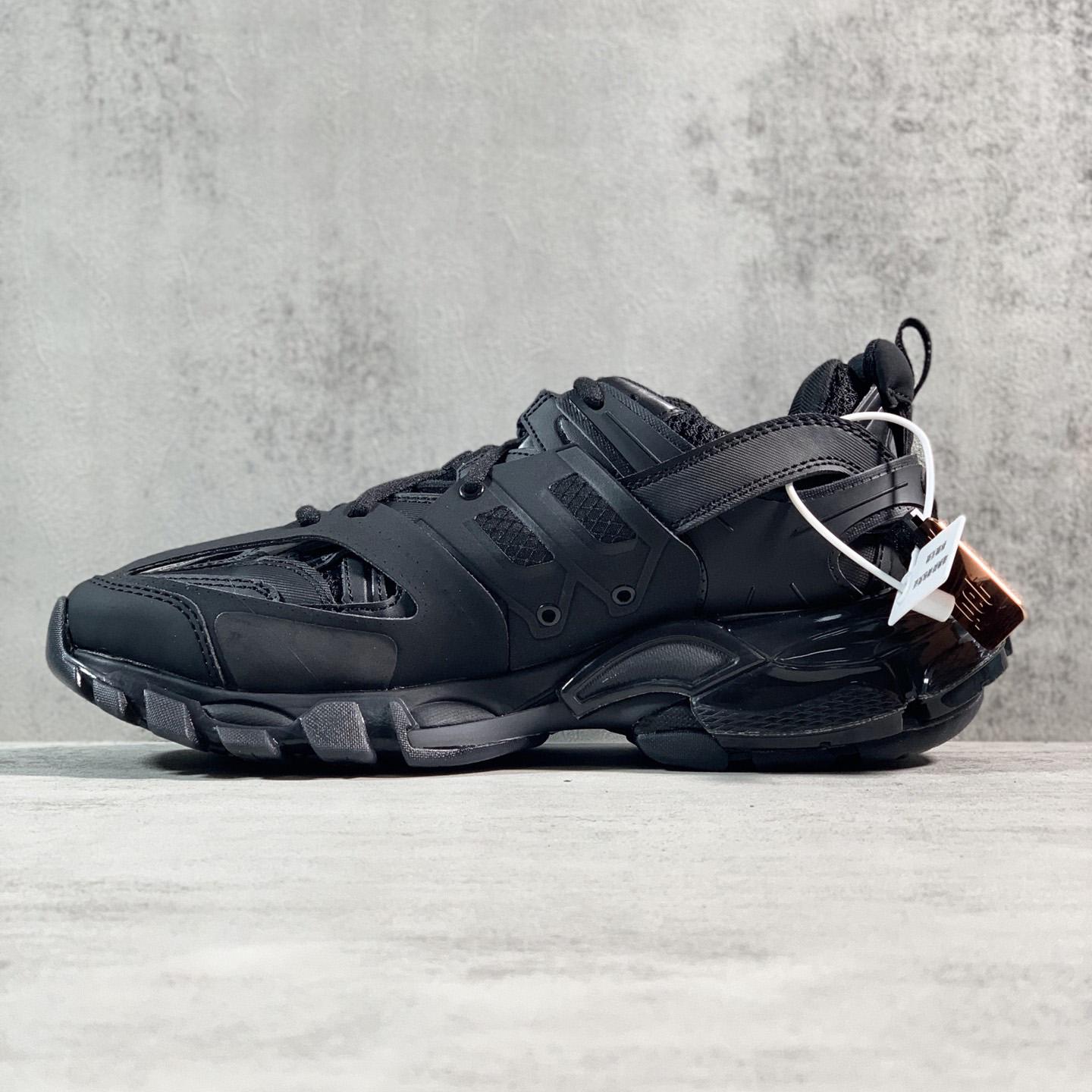 Balenciaga Track Clear Sole Sneaker In Black Mesh And Nylon - DesignerGu