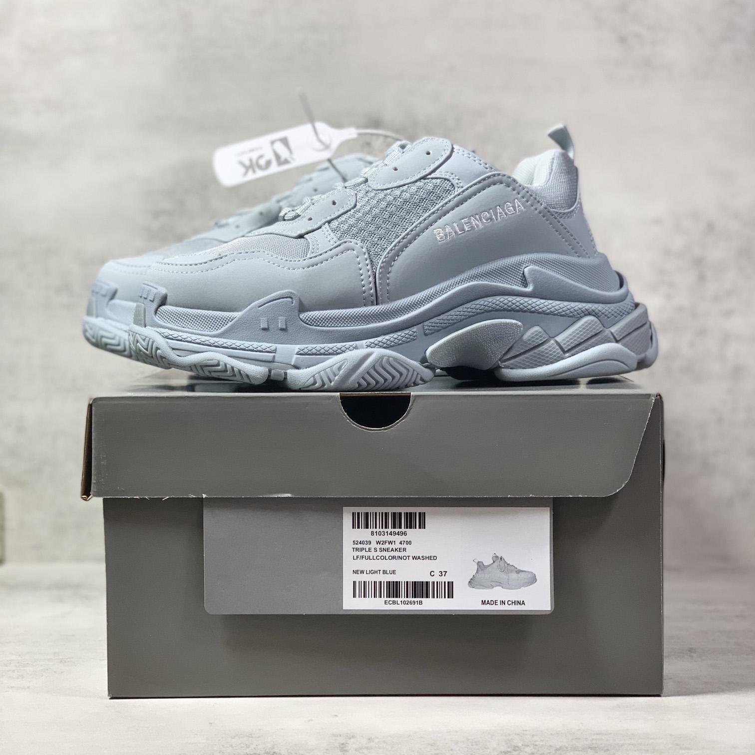 Balenciaga Triple S Sneaker In Light Blue Double Foam And Mesh - DesignerGu