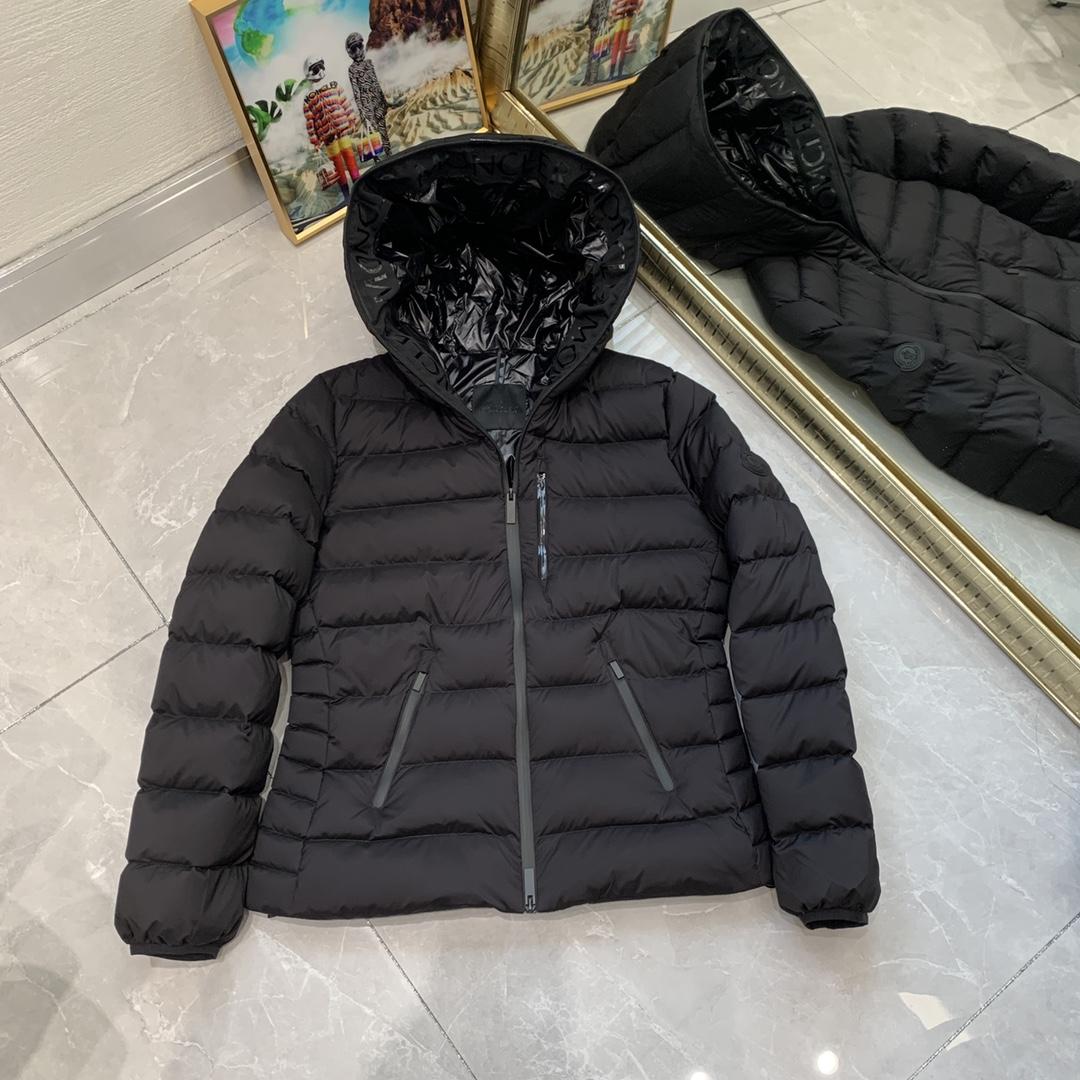 Moncler Herbe Short Down Jacket - DesignerGu