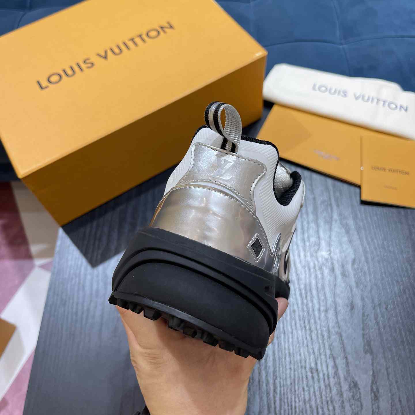 Louis Vuitton Runner Tatic Sneaker(Upon UK Size)     - DesignerGu