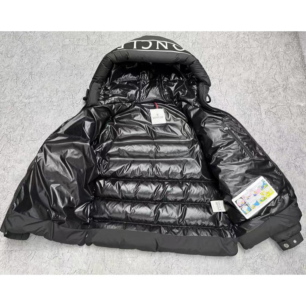 Moncler Cardere Short Down Jacket - DesignerGu