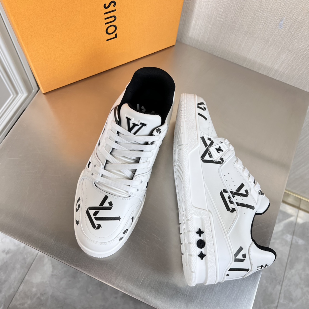 Louis Vuitton LV Trainer Sneaker    (Upon uk size)   1AAGXZ - DesignerGu