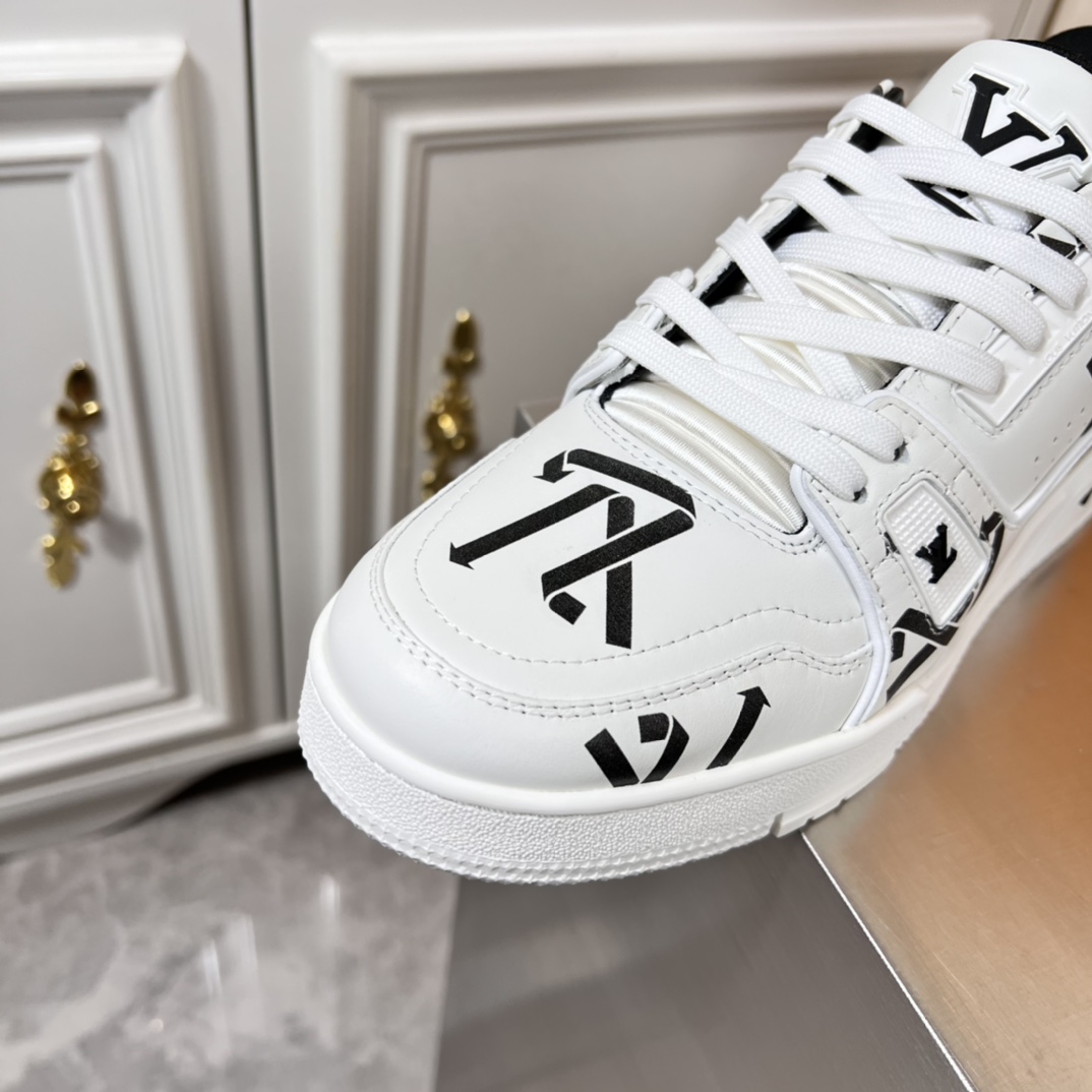 Louis Vuitton LV Trainer Sneaker    (Upon uk size)   1AAGXZ - DesignerGu