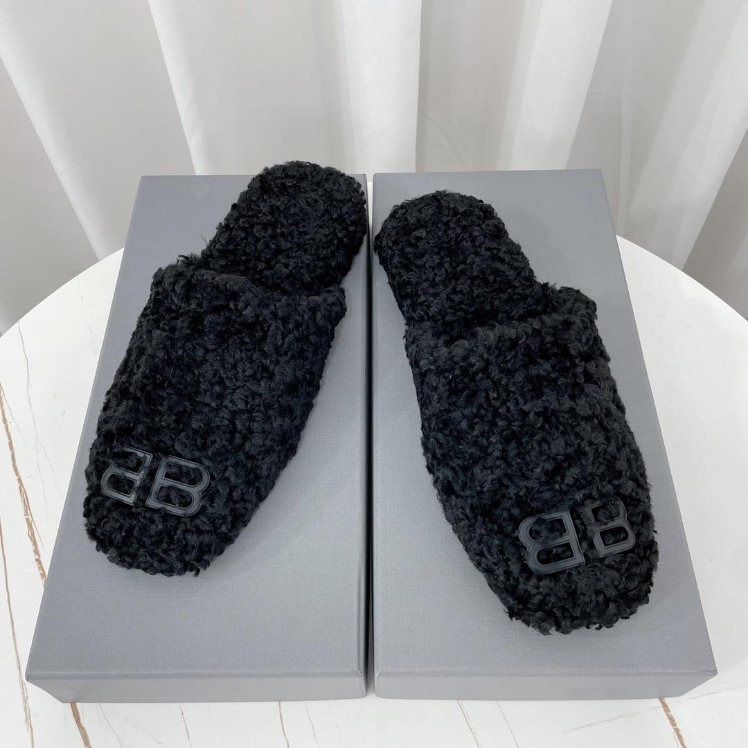 Balenciaga Cosy BB Mule In Black Fake Shearling - DesignerGu