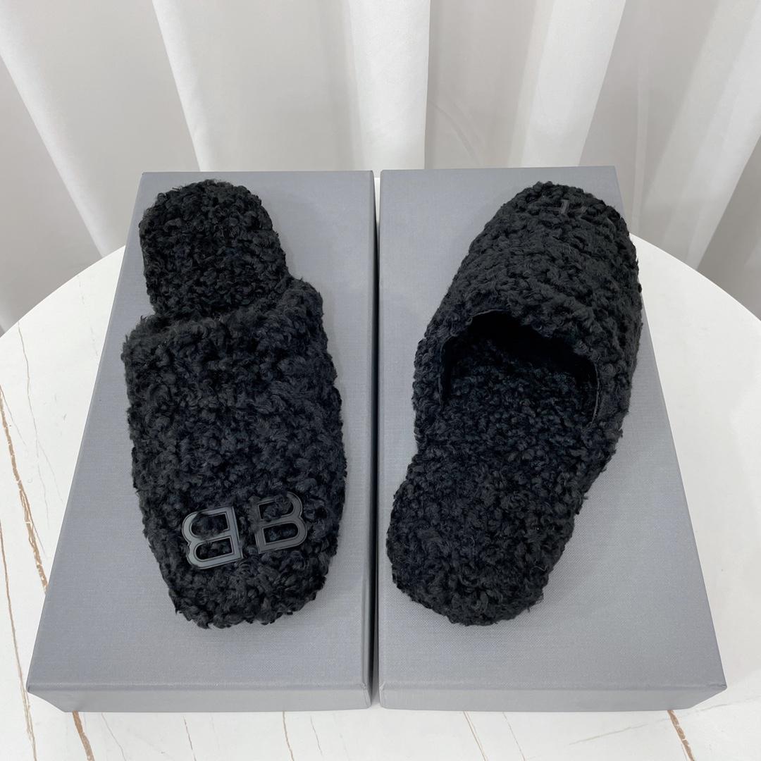 Balenciaga Cosy BB Mule In Black Fake Shearling - DesignerGu